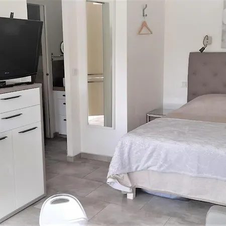 39, Port Nature, Au Village Naturiste * Agde